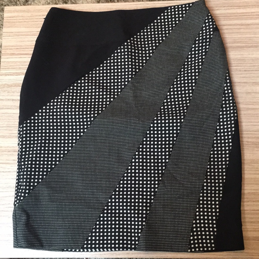 Worthington Black and White Skirt Size 10